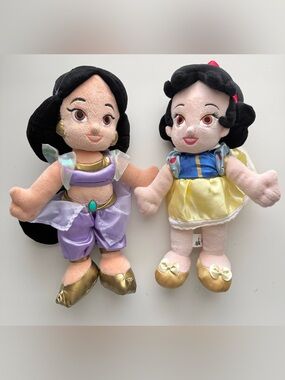 Authentic Disney Park Princess Plush Toddlers - Jasmine & Snow White
